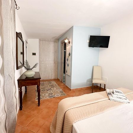 Agriturismo Resort Costa House 람페두사 외부 사진