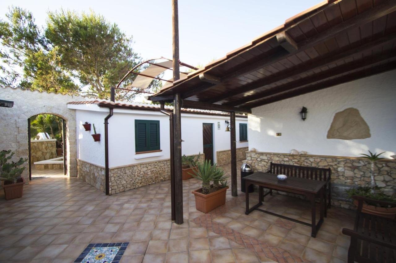 Agriturismo Resort Costa House 람페두사 외부 사진