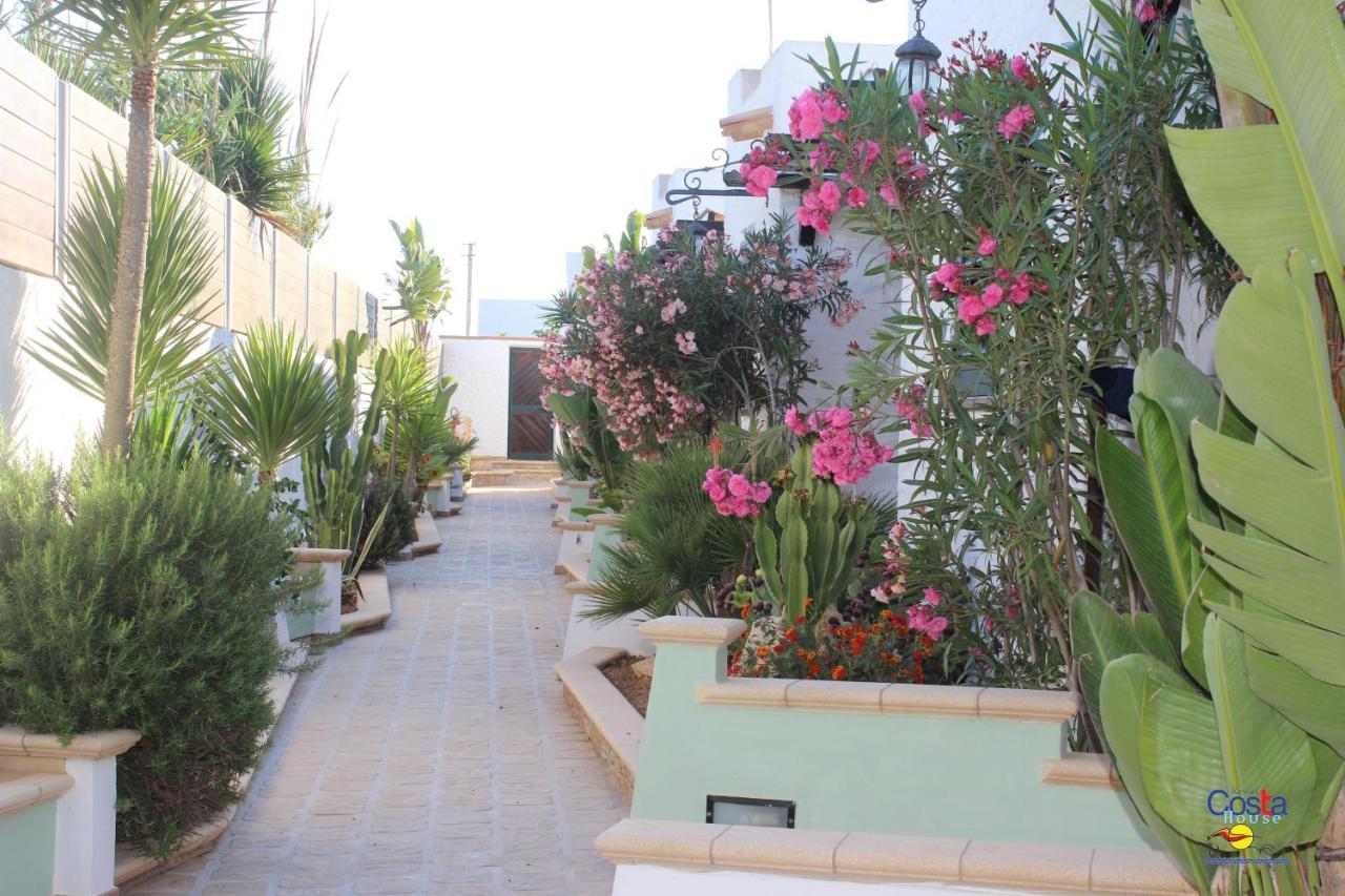 Agriturismo Resort Costa House 람페두사 외부 사진