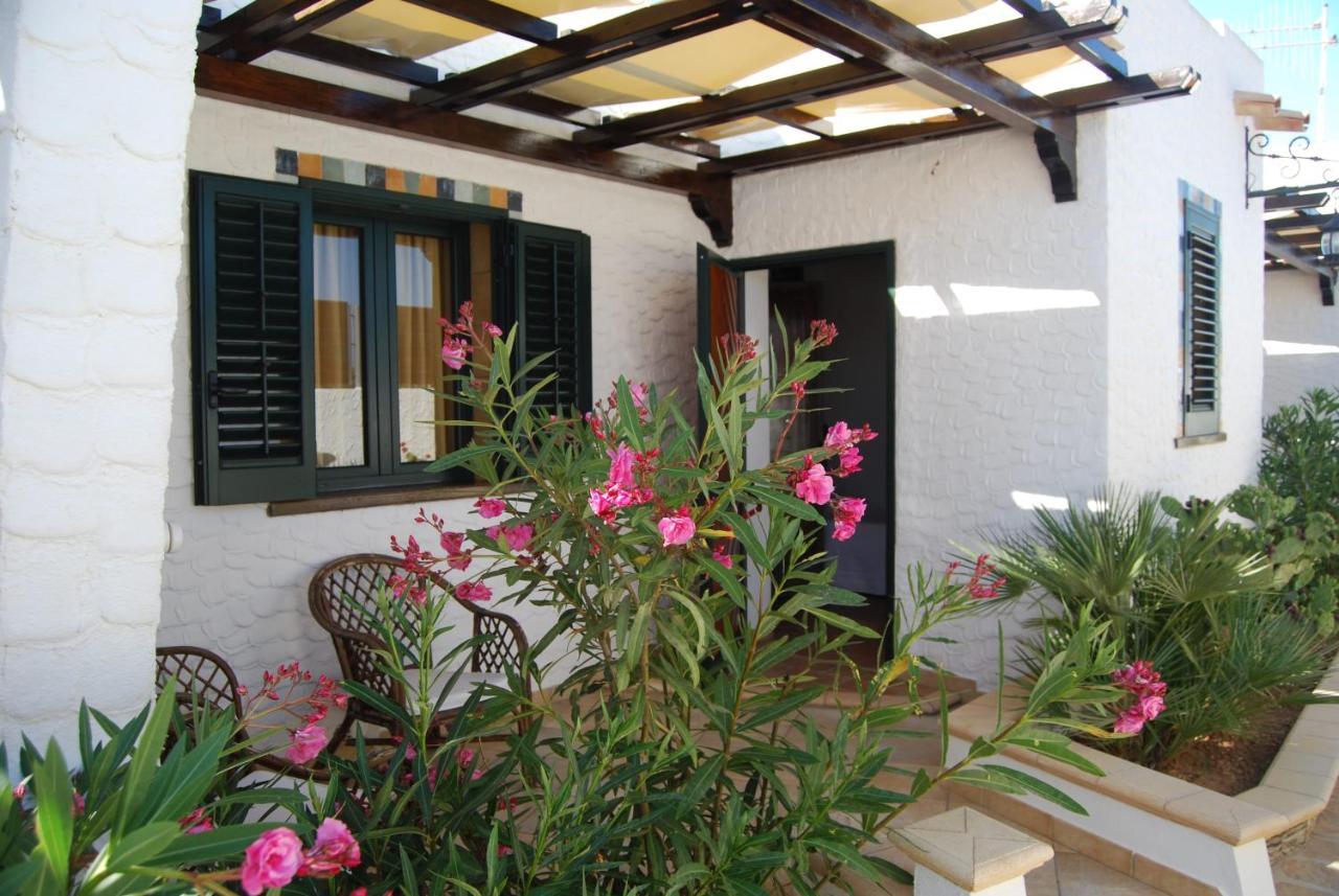 Agriturismo Resort Costa House 람페두사 외부 사진